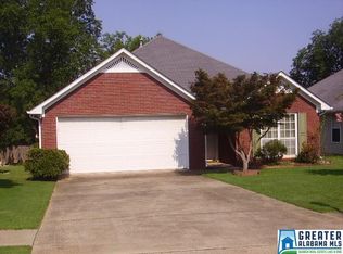 709 Salters Dr, Hueytown, AL 35023