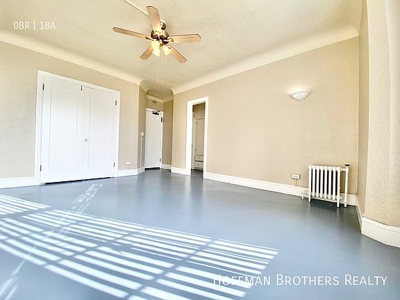 3rd image of 715 S Normandie Ave #512A