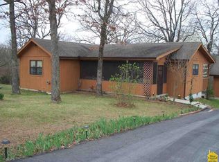 26067 Sharon Ln, Warsaw, MO 65355