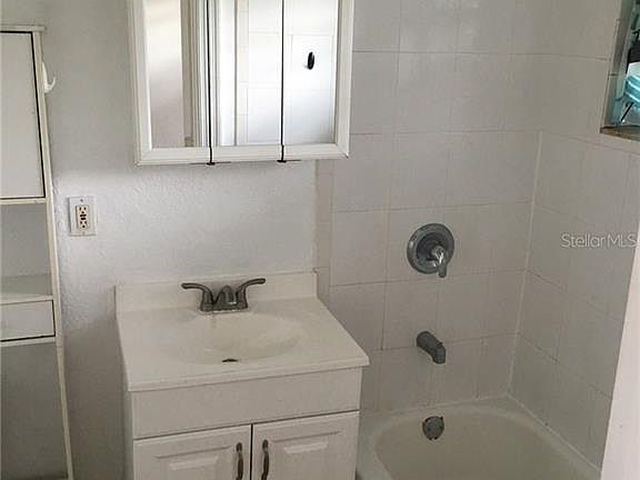 4th image of 412 S Aurora Ave APT 5