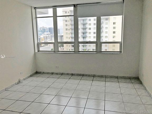4th image of 2121 N Bayshore Dr APT 906