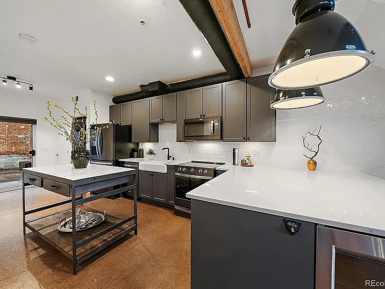 3033 Blake St #123 — Photo 15