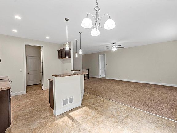 5th image of 4762 Land Rush Dr