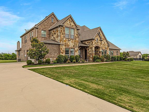 2nd image of 3025 Bridgecreek Dr