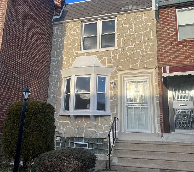 1st image of 7975 Provident St