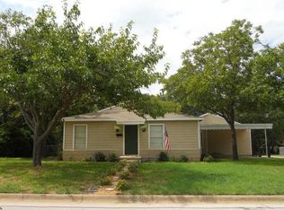 1600 N Edgewood Ter, Fort Worth, TX 76103