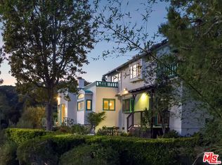 1030 N Kenter Ave, Los Angeles, CA 90049