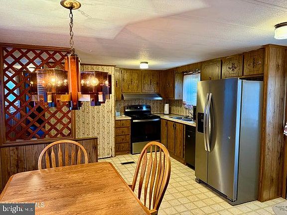 4th image of 2700 Lackawanna Ave Lot 18
