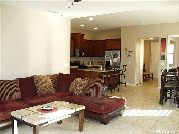 5th image of 1435 Santona St