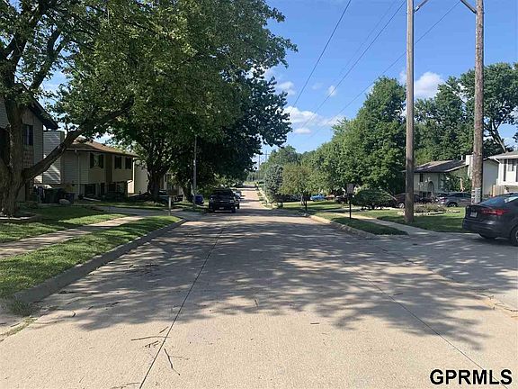 3rd image of 11914 S 33rd St