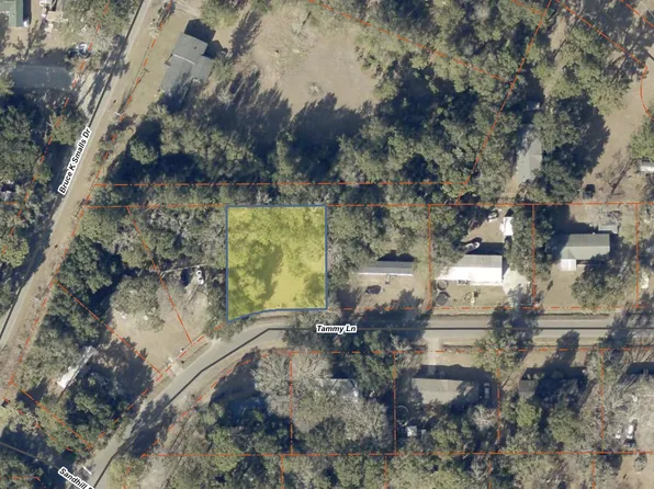 7 Tammy Ln, Beaufort, SC 29906