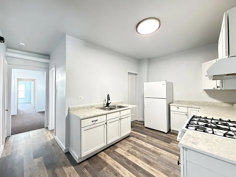 6018 W North Ave #3 — Photo 3
