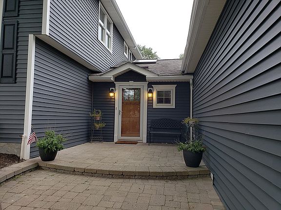 3rd image of 2280 Edward Ln