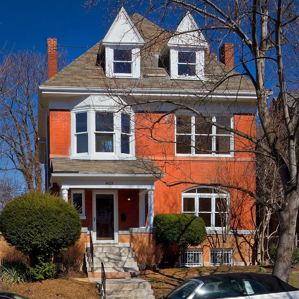 4609 Westminster Place — Photo 1