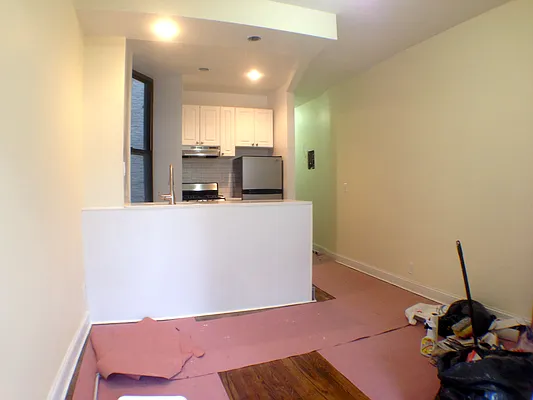 Rented by JAD Realty Group | media 20