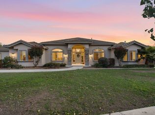 945 Union Rd, Hollister, CA 95023