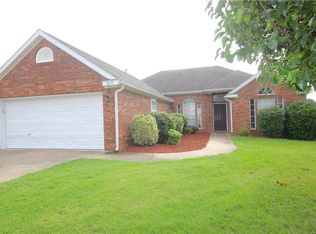 2671 Orchard St, Springdale, AR 72764