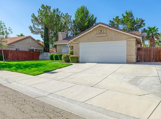 5716 Lisbon Ct, Palmdale, CA 93552