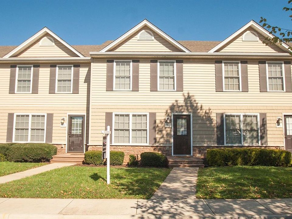 1st image of 146 Old Tavern Cir