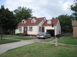 120 N Maple St, Russell, KS 67665