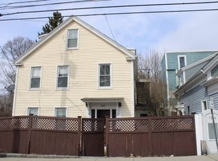 1060-1062 Washington St, Gloucester, MA 01930