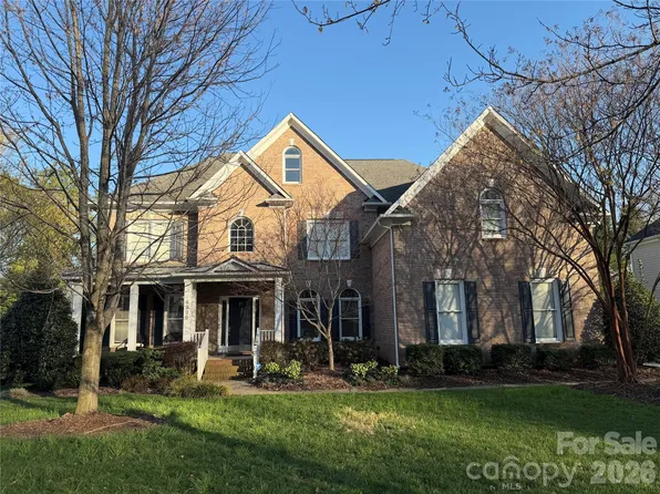 6326 Riverside Oaks Dr, Huntersville, NC 28078