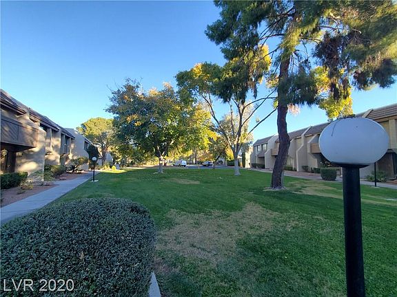 4th image of 4626 Michillinda Ln