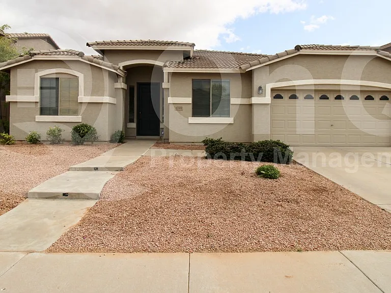 1199 E Browning Pl — Photo 1