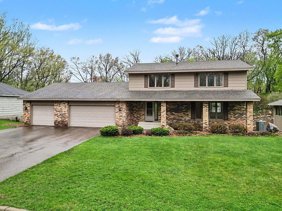 1st image of 203 Belmont Ct