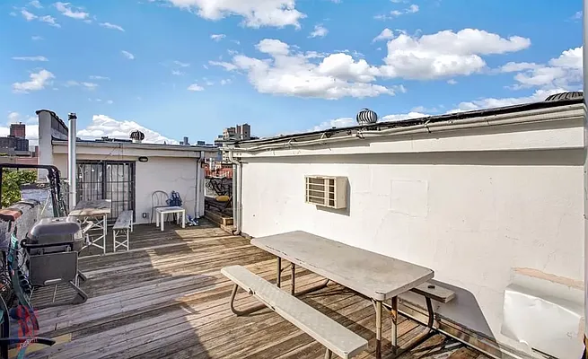 Rented by REAL New York | media 25