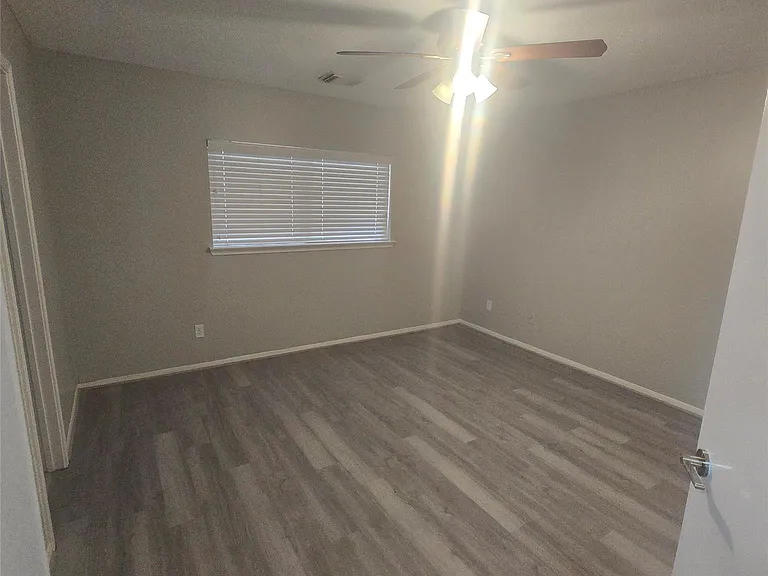 12911 Careywood Dr — Photo 8