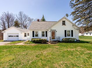 37 Shaker Rd, Gray, ME 04039