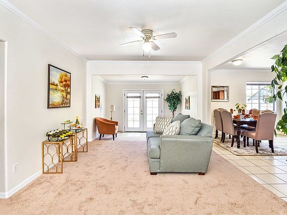 4th image of 20711 Berendo Ave