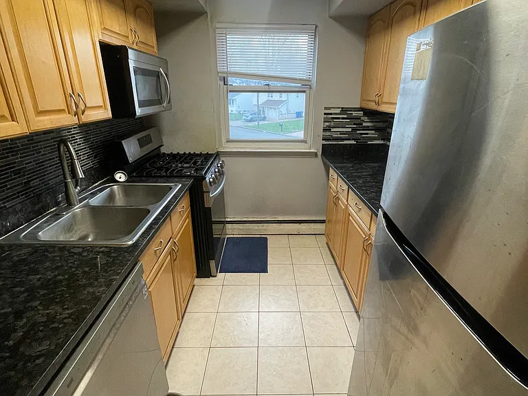 55 Gill Ln #44 — Photo 13