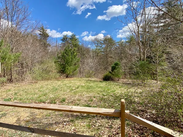 35 East Street, Stafford, CT 06076