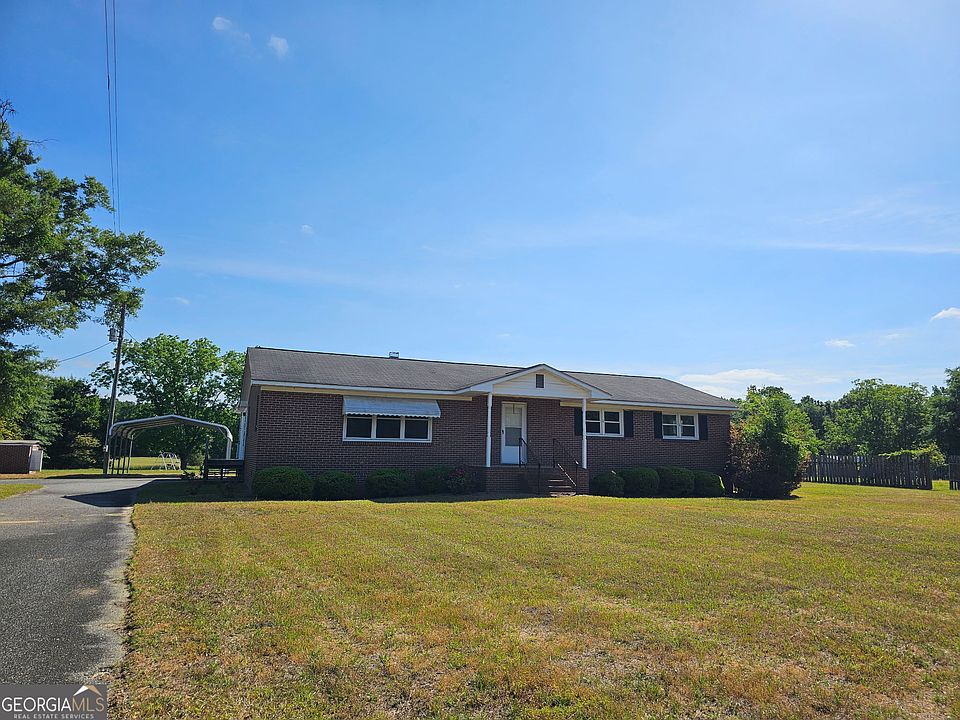 1st image of 224 Pinehill Rd