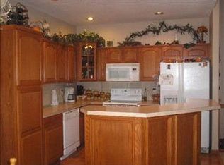 515 S Shira Cir, Haysville, KS 67060
