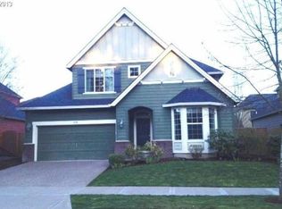 216 Royal Oak St, Newberg, OR 97132