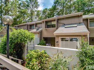 10 Waltham Pl, Chapel Hill, NC 27517