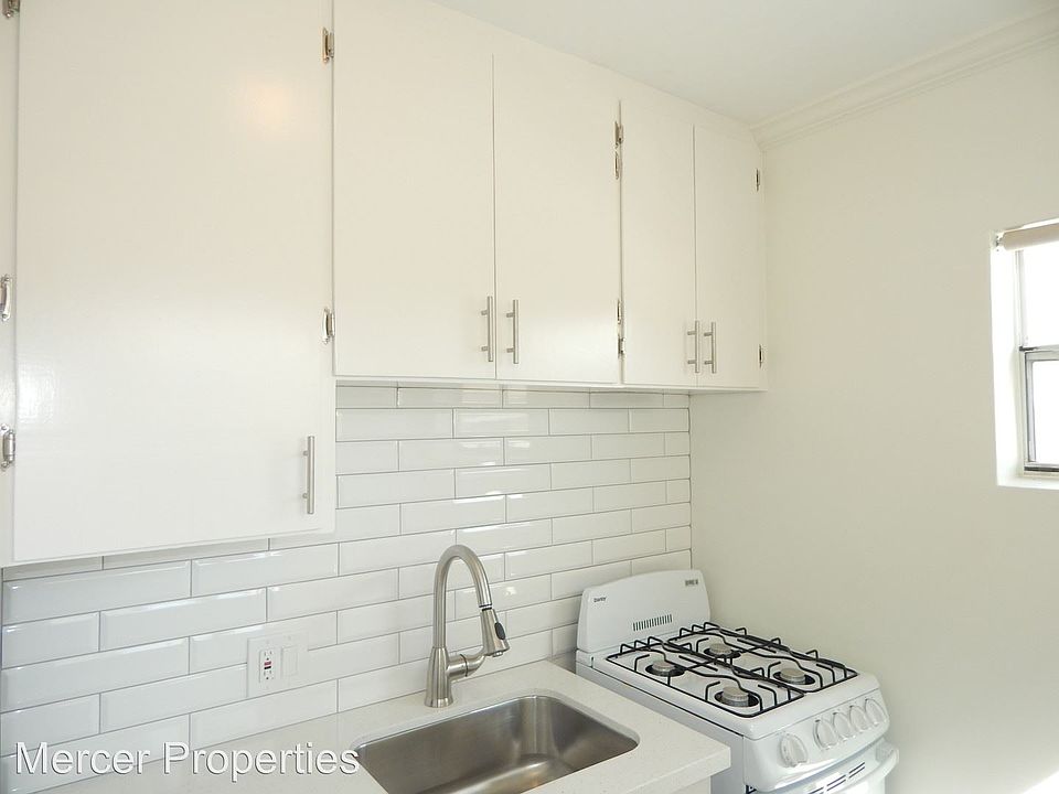 1st image of 5042-5044 1/2 Saratoga Ave 5042 1/2 Saratoga Ave #6802171