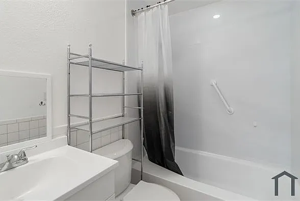 1155 S Fairplay Cir #A — Photo 5