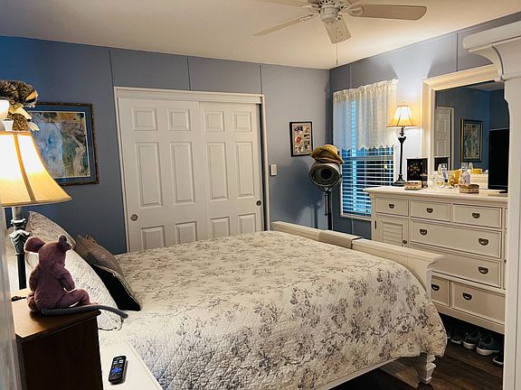 5th image of 164 Coral Ln