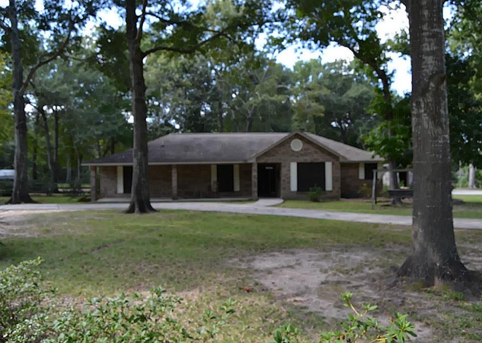 1st image of 23898 White Oak Ct