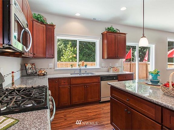 3rd image of 7025 Lot 4 Rocklin Avenue NE