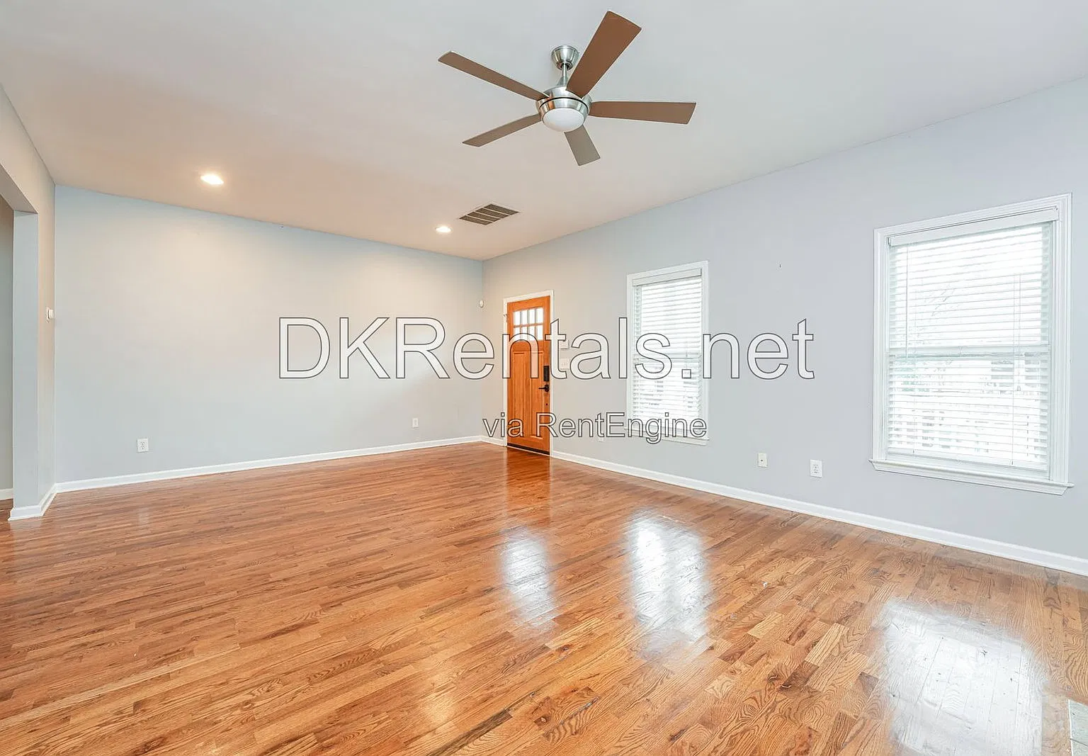 3 bed, 2.5 bath, 1595 sqft, $2,750 — Photo 3