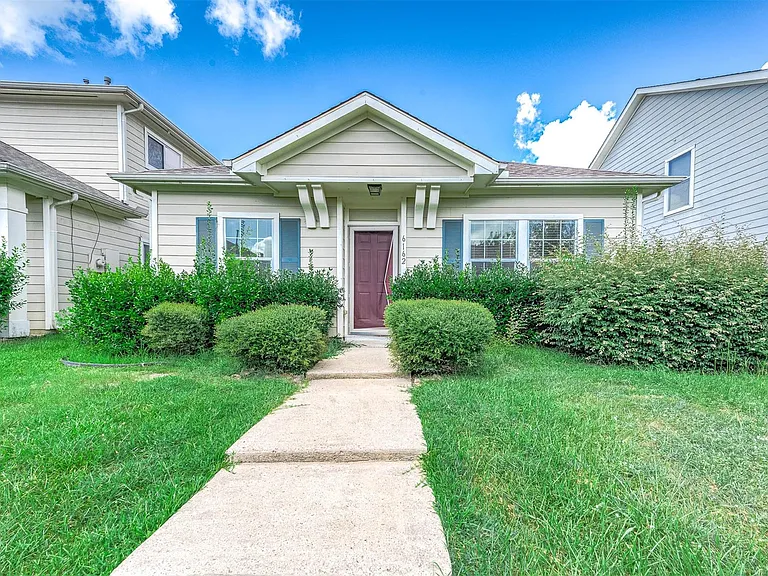 6162 Settlers Lake Cir E — Photo 1