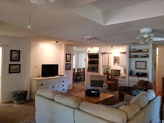 5th image of 3322 W Knights Ave