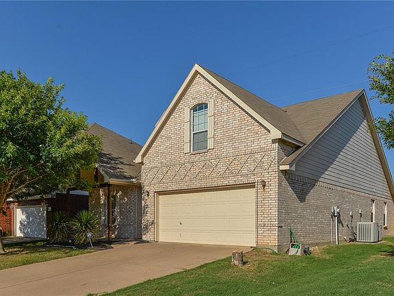 3rd image of 1665 Wildflower Dr