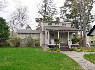 9 Oakland Ave, Lyme, CT 06371