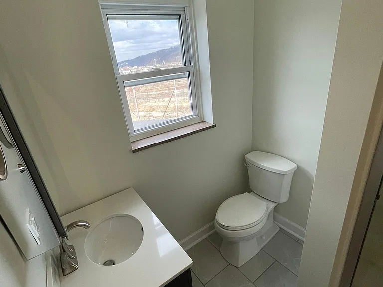 6020 Sawyer St — Photo 21